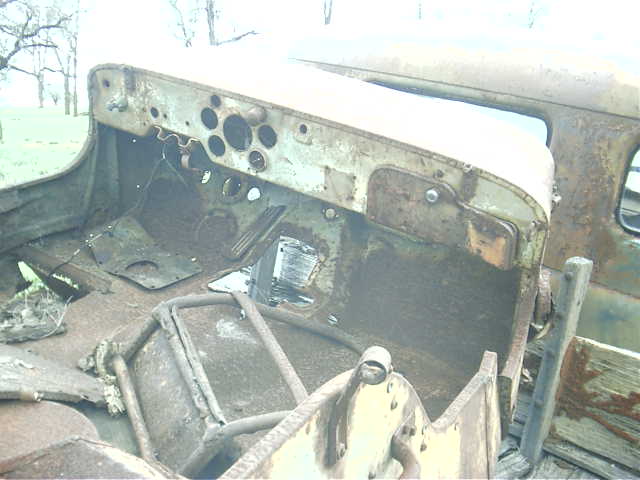 Willys_body_-_dashboard