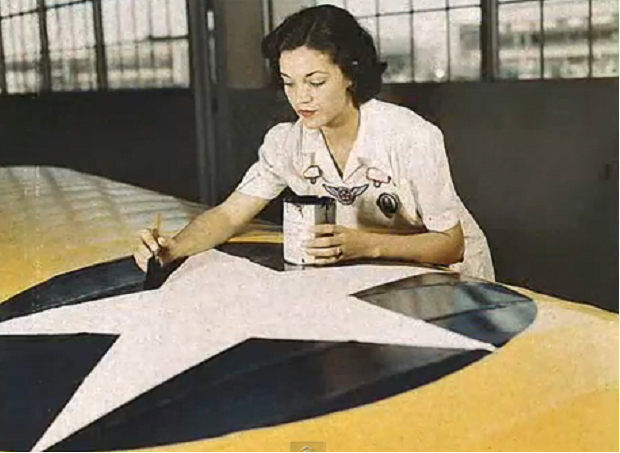 insignia_star_woman_copy