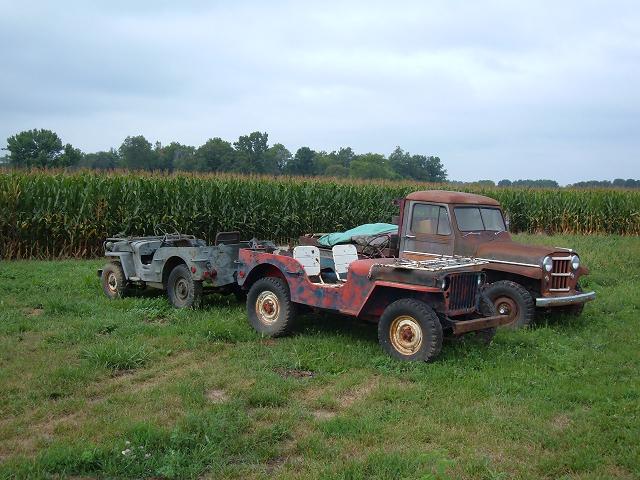 jeeps_waiting_for_transport