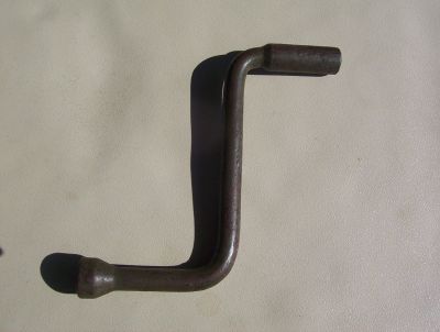 GP lug wrench / crank handle?