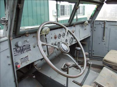 ive never seen an international halftrack dash. is this one? - G503 ...