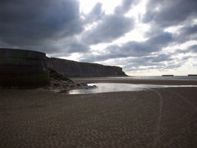 CORSA SULLA SPIAGGIA DI ARROMANCHES