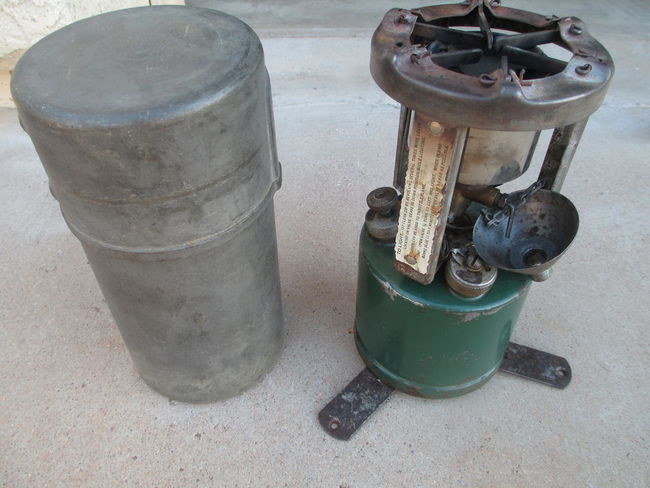 1943 Coleman Stove