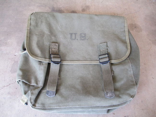 1944 Mussette Bag