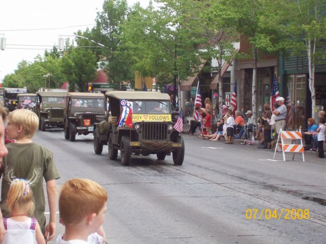 08 4yh of july parade