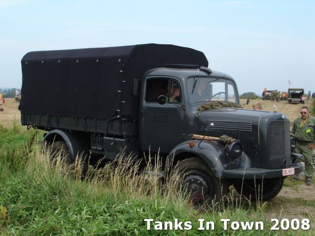 2Tanks_In_Town_2008