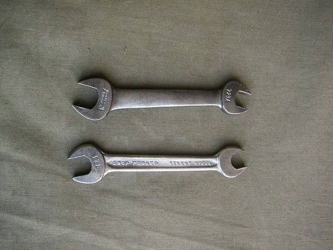 723 &amp; 723A Wrenches