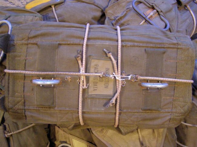 A-4_Packs_02