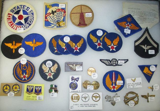 AAF_Insignia_offerings