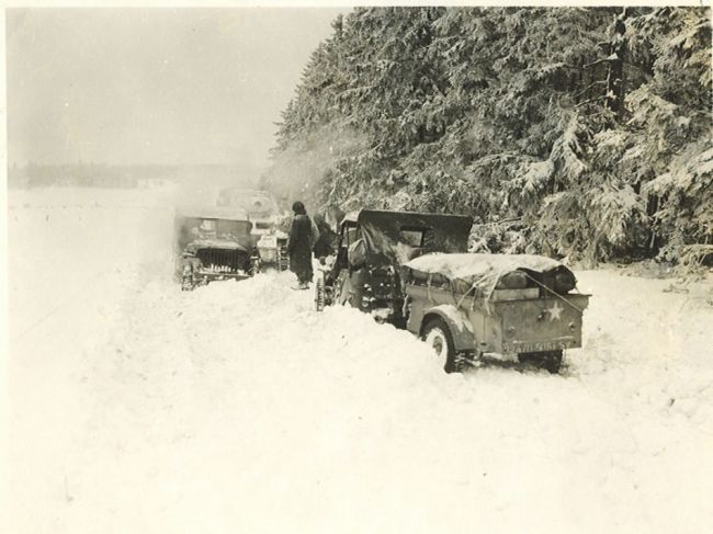 Ardennes_Jeeps