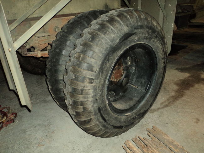 9.00-20 NDCC tires