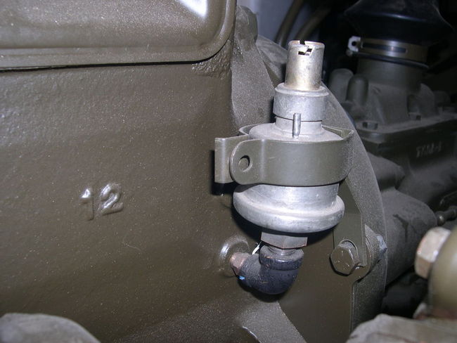 M38 Oil Pressure Sending Unit1