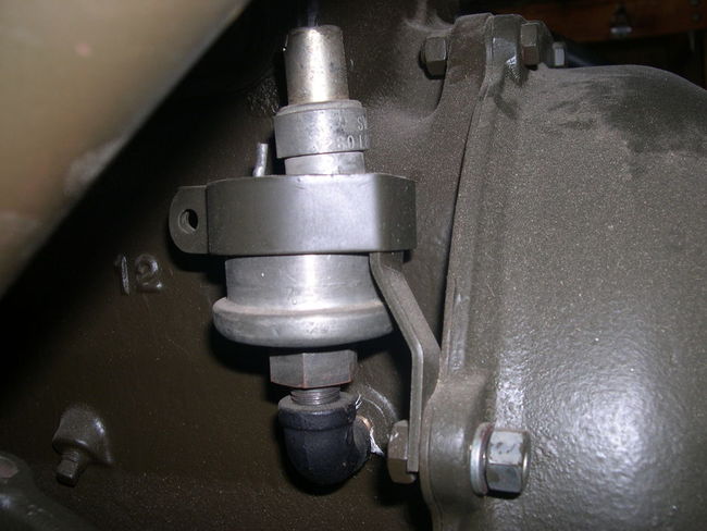 M38 Oil Pressure Sending Unit2