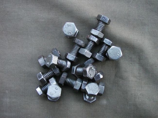 WW2 EC Bolt Lot (16 pcs)