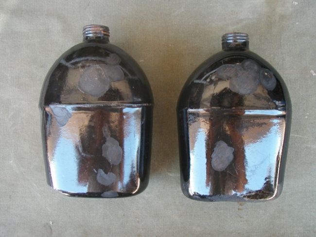 Pair of Grade III Enameled WW2 Canteens