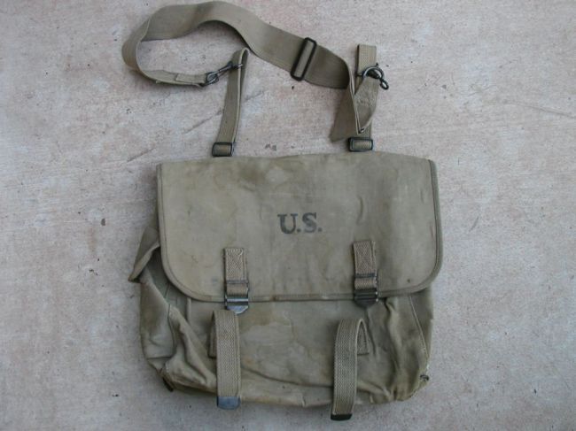 WW2 1941 Rubberized Mussette Bag w/Strap