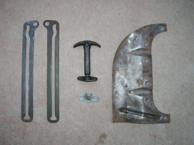 Assorted Orig. WW2 Jeep Parts