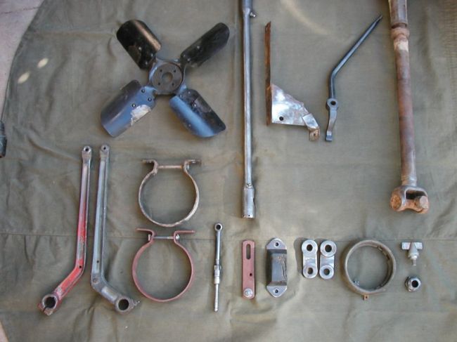 Assorted original WW2 parts