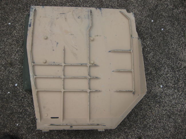 Humvee battery box cover