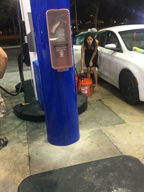 Irma Gas Looter