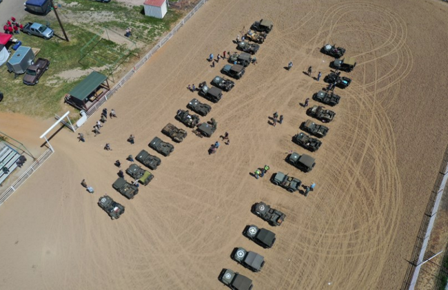 Jeep_WW2_display_from_above