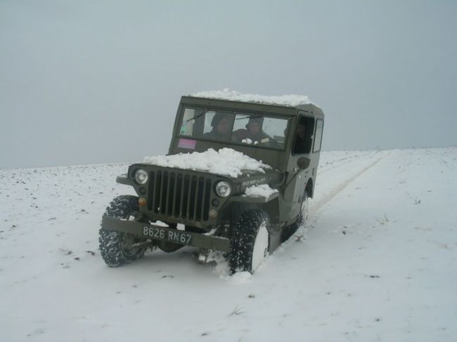 Jeep_dans_la_neige_2010_022