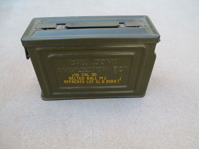 M-1_30_Cal_MG_Ammunition_Can