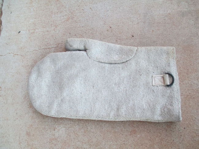 M1942 Mitten, Asbestos (MG accessory)