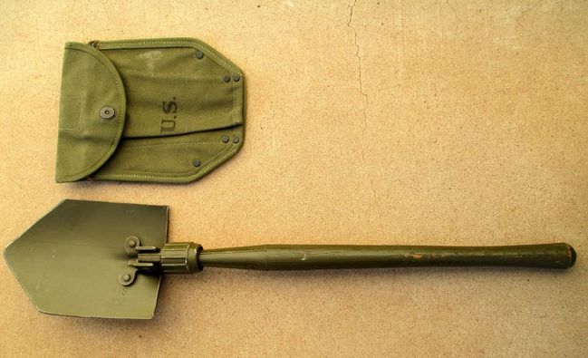 M1943_Shovel_Cover