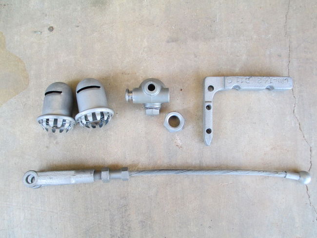 Assorted WW2 jeep parts (cleaned)