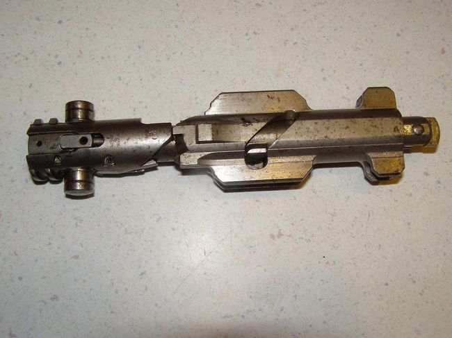 MG-34_Bolt_002