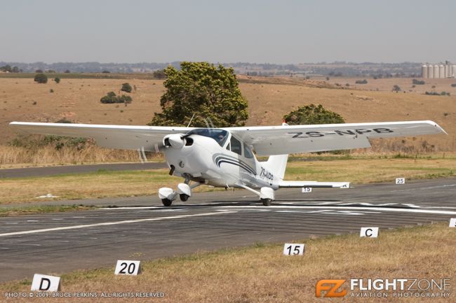 Cessna 177 Cardinal ZS-NPB Krugersdorp Airfield FAKR