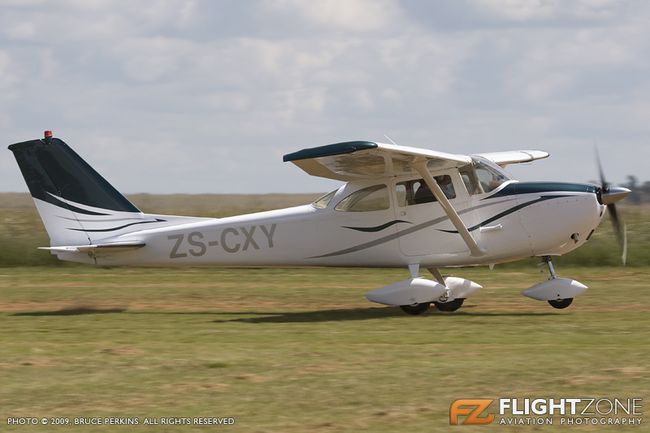 Cessna 172 Skyhawk ZS-CXY Bultfontein Airfield