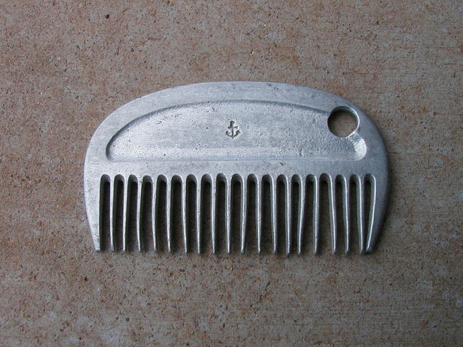 Mystery comb