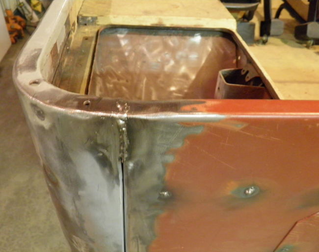 Rear_Panel_top_seam_weld