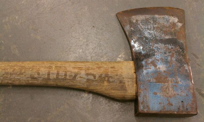 True_Temper_Axe_02