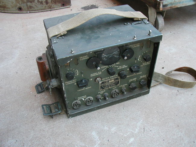 WW2 USMC Radio