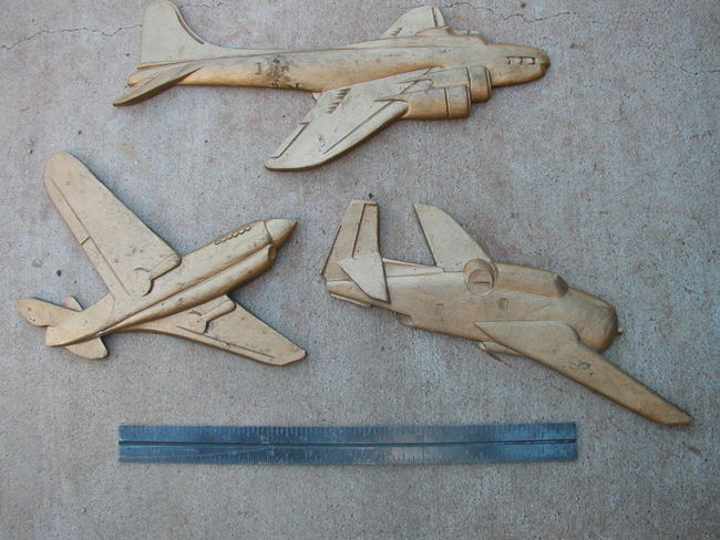 WW2 Homefront Aircraft Plaques