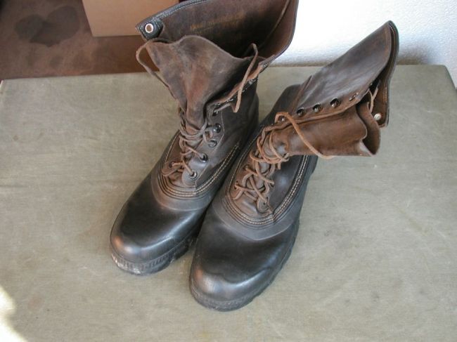 WW2 Pattern M1944 Shoepacs (sz 10.5D)