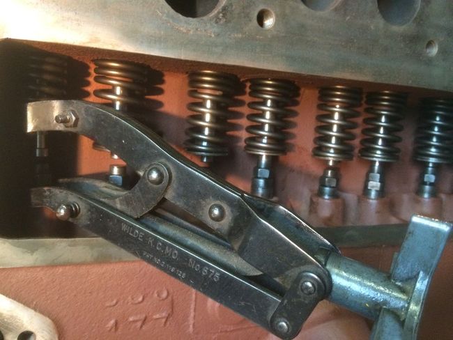 Wilde 675 valve spring compressor