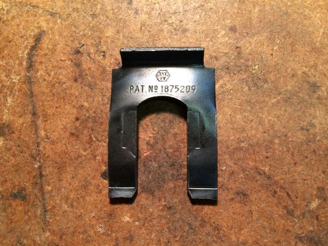 Weatherhead brake clip