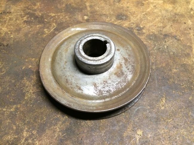 Single groove pulley rear