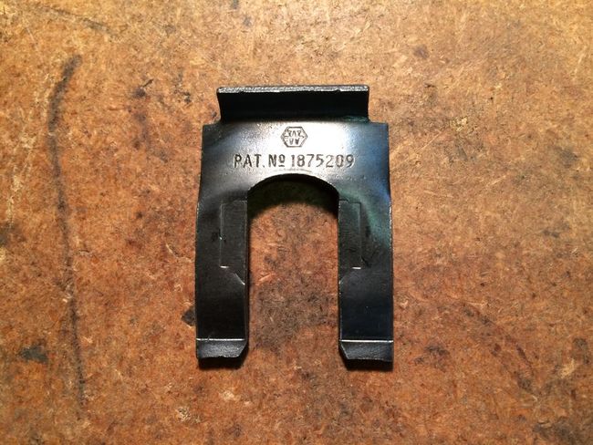 MB Weatherhead brake clip