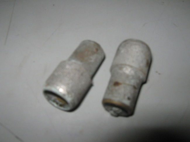 nos_headlight_plug