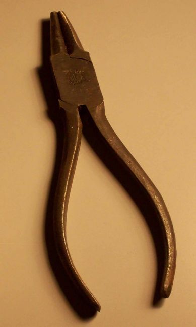 pliers