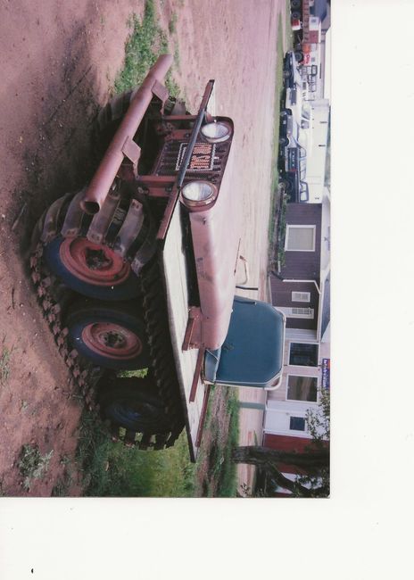 tracked_jeep_front