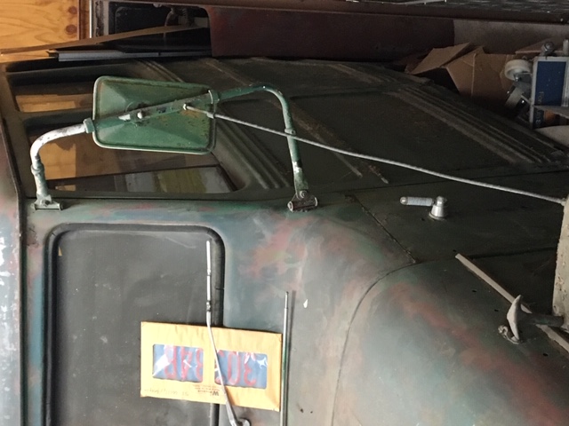 willys_wagon_mirror