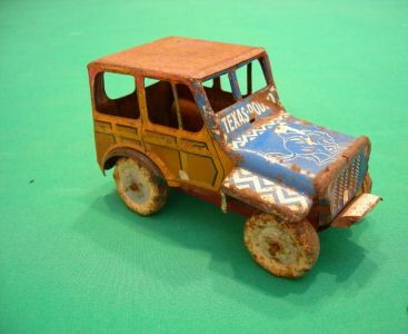 woody_tin_jeep