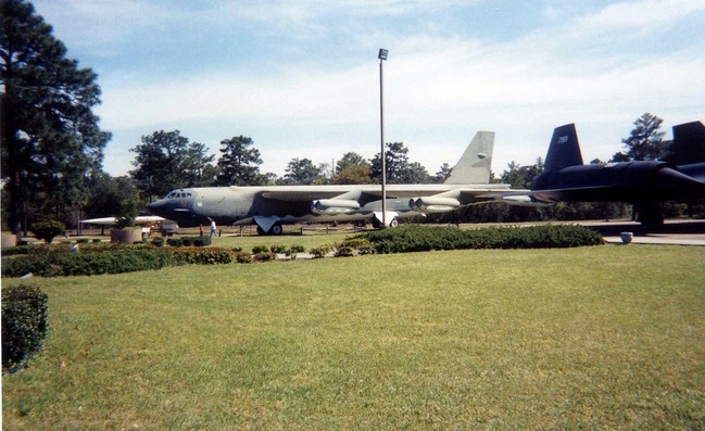 B_52_usaf_arm_museum