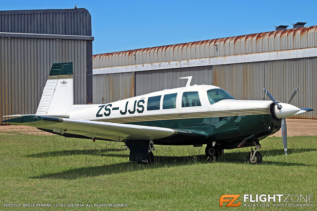 Mooney ZS-JJS Rand Airport FAGM